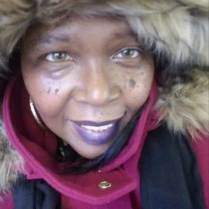 Meet your Posher, Janet